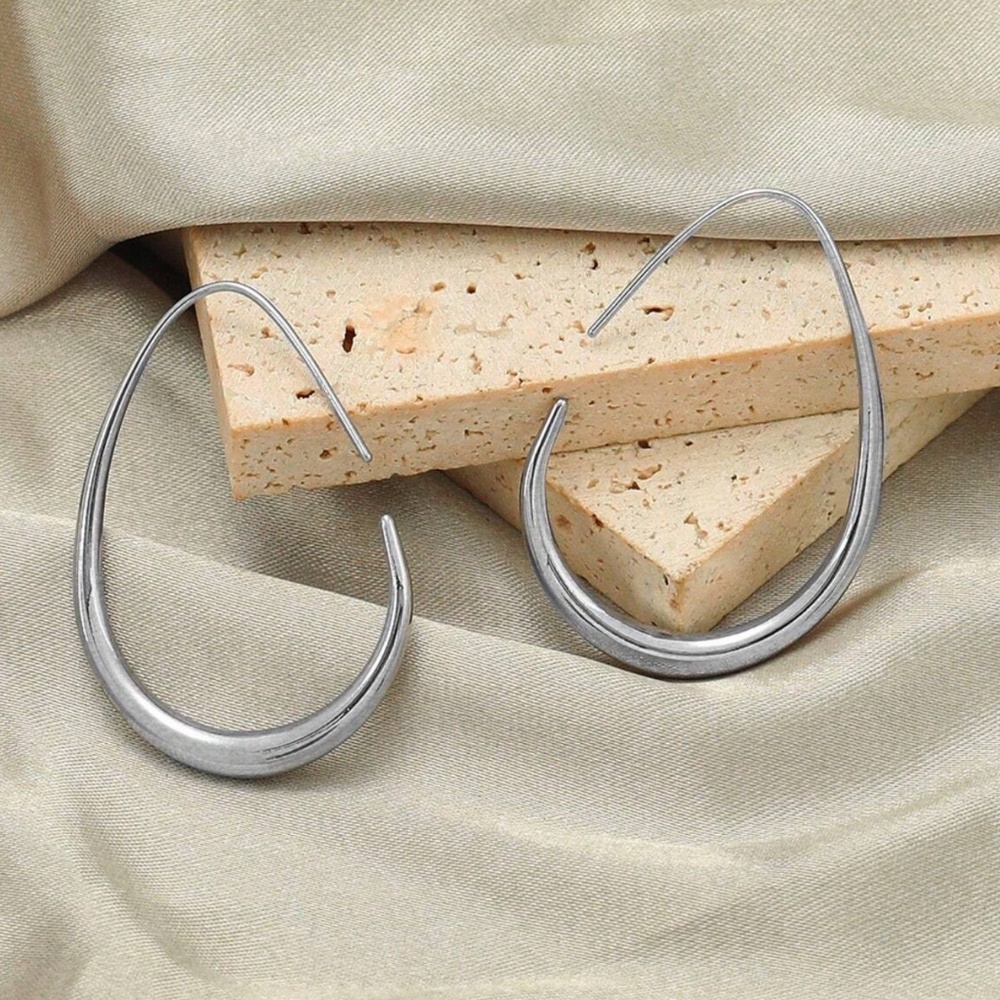 Minimalist Hoop Earrings - Picture 7 of 7